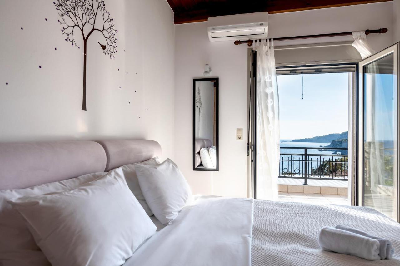 Achlia Beach Villa Exterior photo